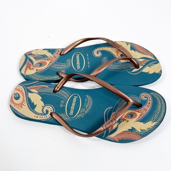 HAVAINAS teal and gold patterned flip flop 11/12 - Picture 1 of 7